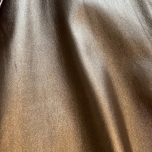 Cold water Creek, size 2K, gold pho leather, great for the holidays - Picture 3 of 3